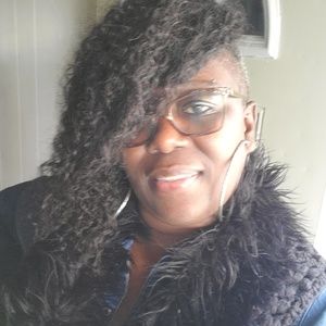 Meet your Posher, Tina